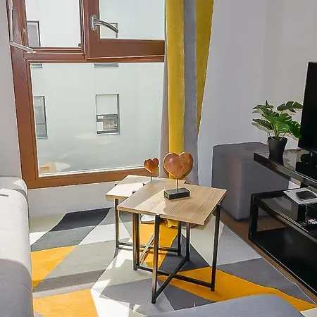 Apartment New, Elegancia Stade De France, Proche Paris *